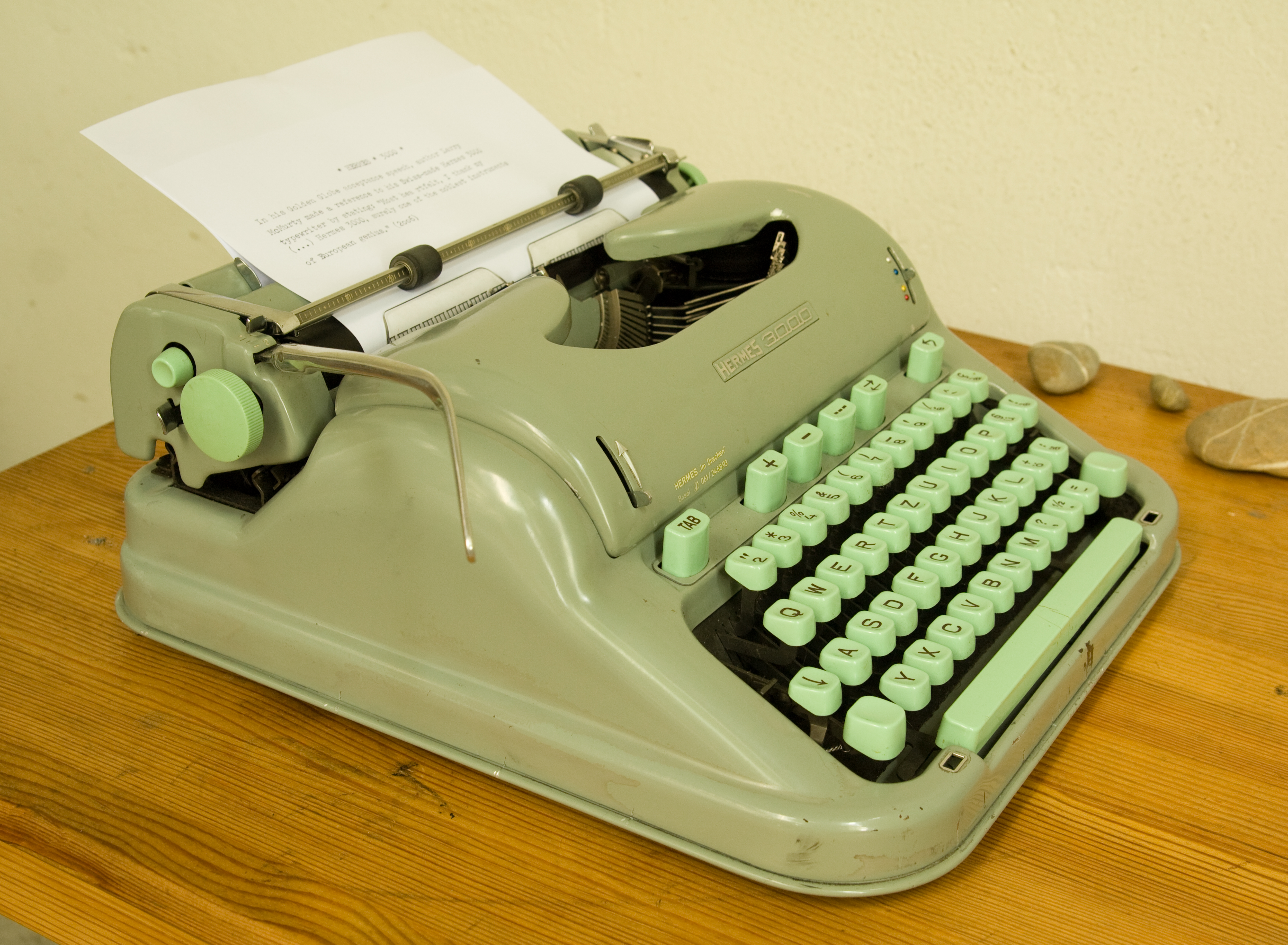 Hermes_3000_typewriter